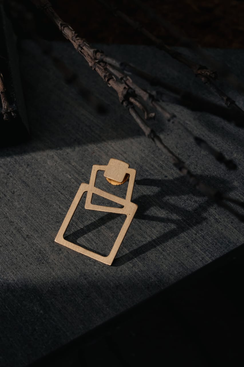 CUBIC SEQUENCE STUDS