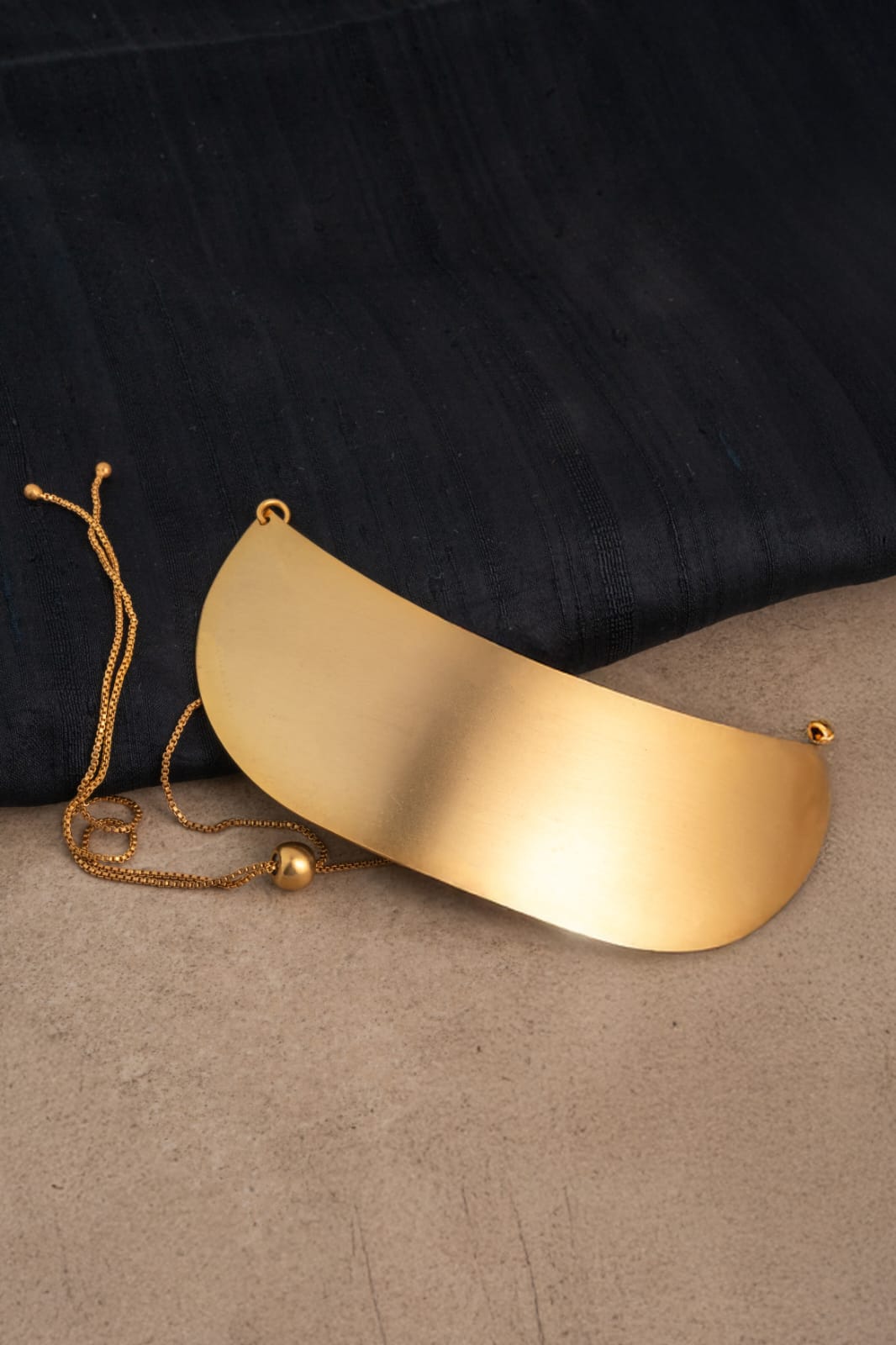COLLAR NECKPIECE