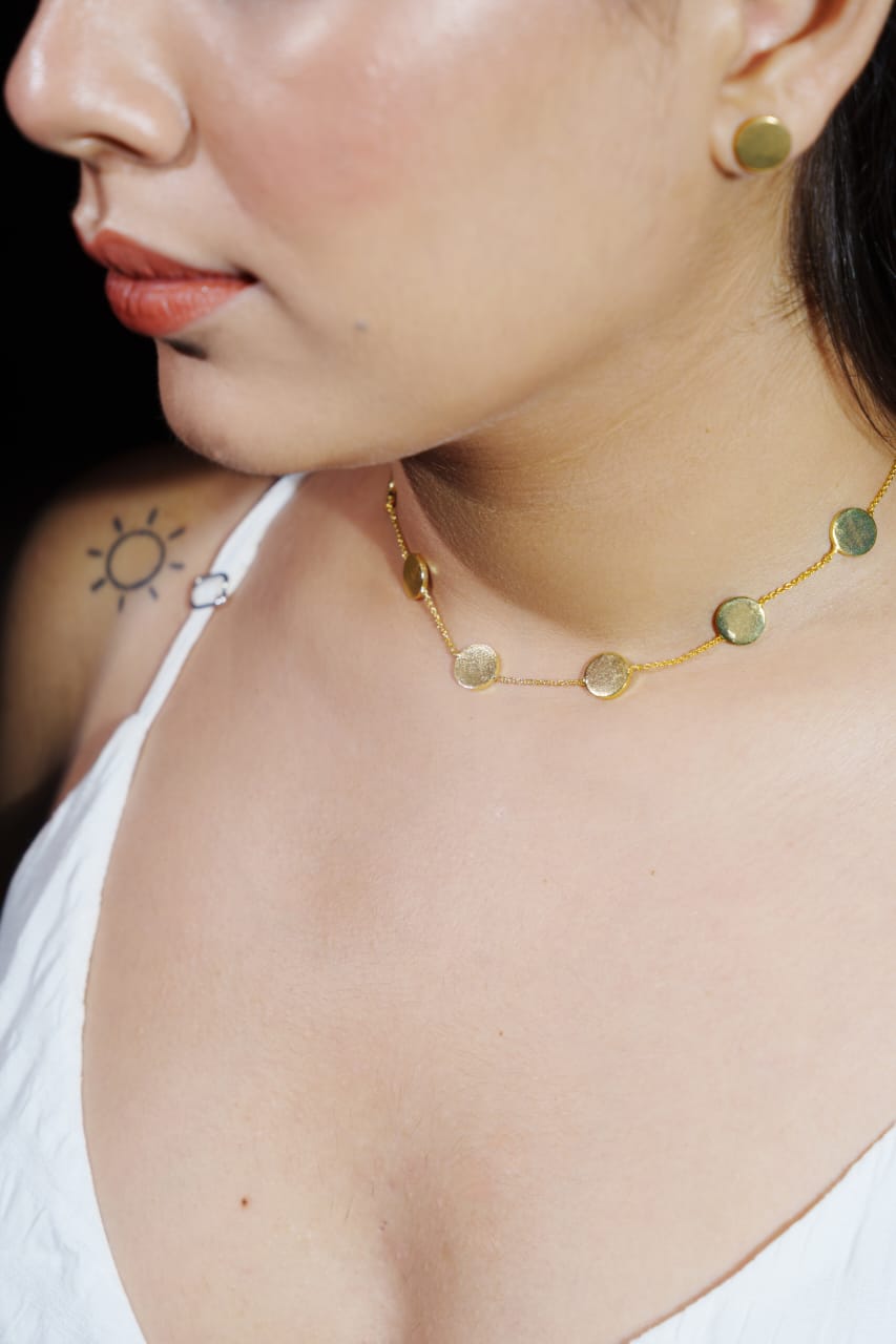LUMINA SHORT NECKPIECE