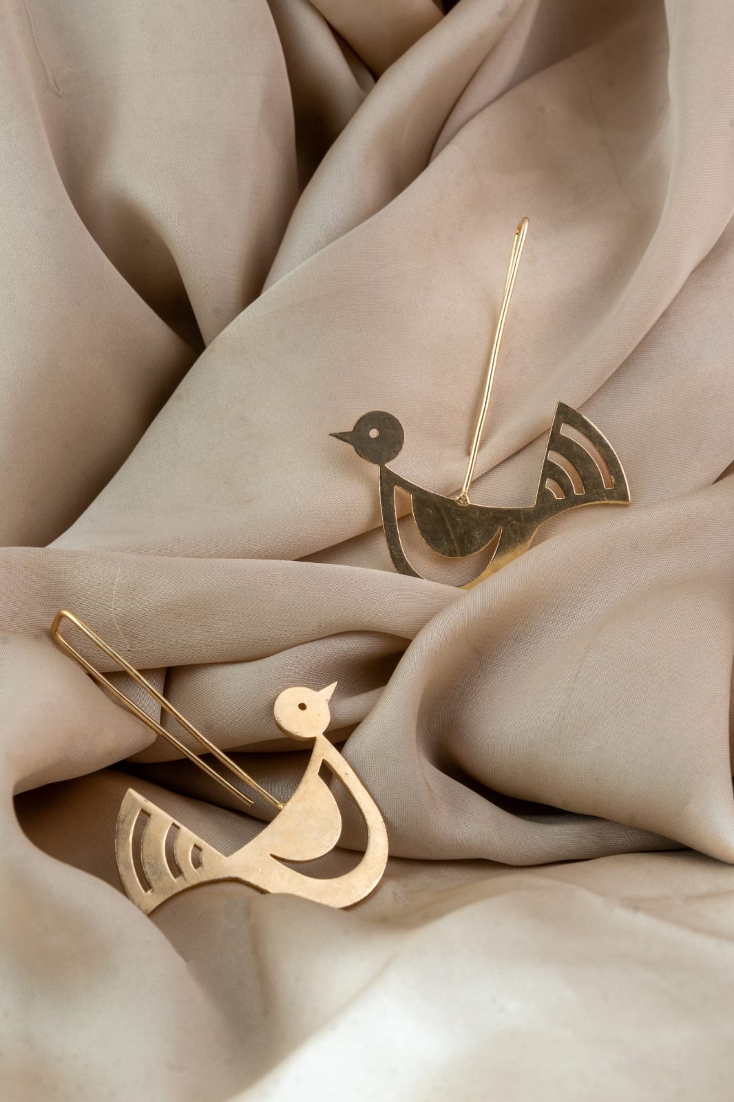 BIRD HOOKS