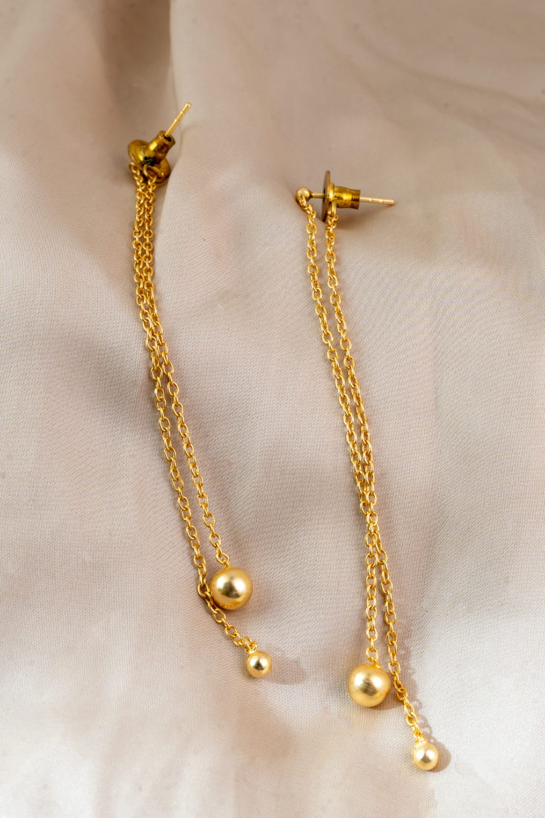 LINK DROP EARRINGS