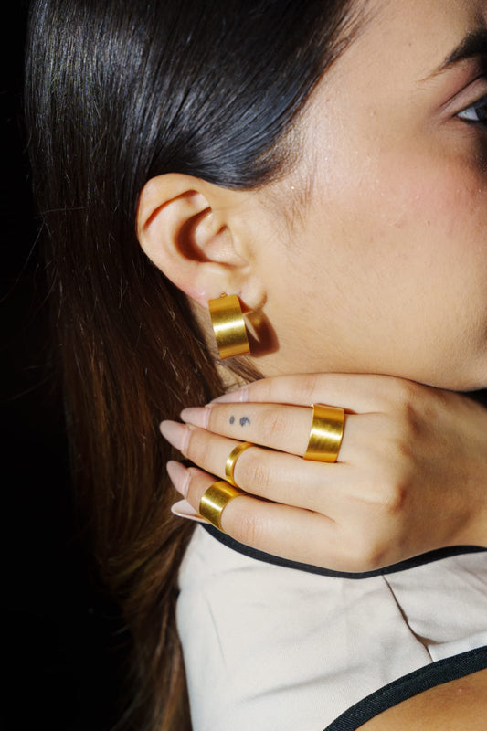BAND RING
