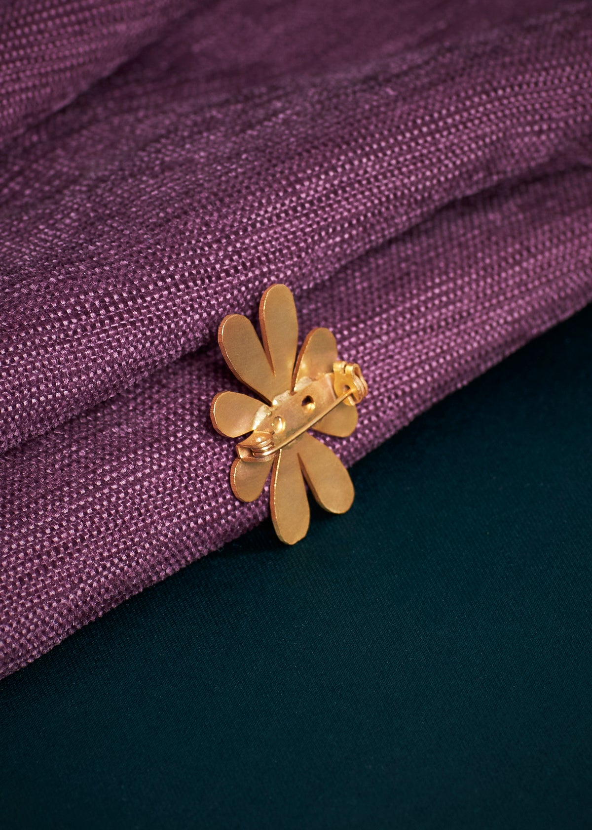 PETALFORM BROOCH