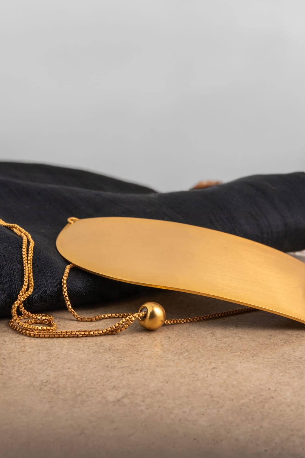 COLLAR NECKPIECE